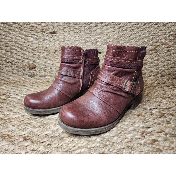 Earth Origins Randi Roland Red Leather Ankle Moto Boots Bootie Womens 7.5 Wide - Picture 2 of 11